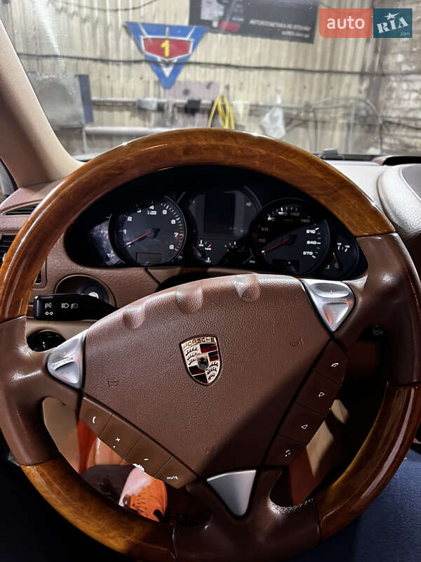 Внедорожник / Кроссовер Porsche Cayenne 2007 в Киеве
