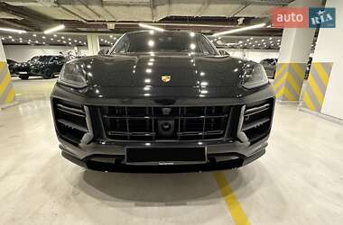 Позашляховик / Кросовер Porsche Cayenne 2024 в 