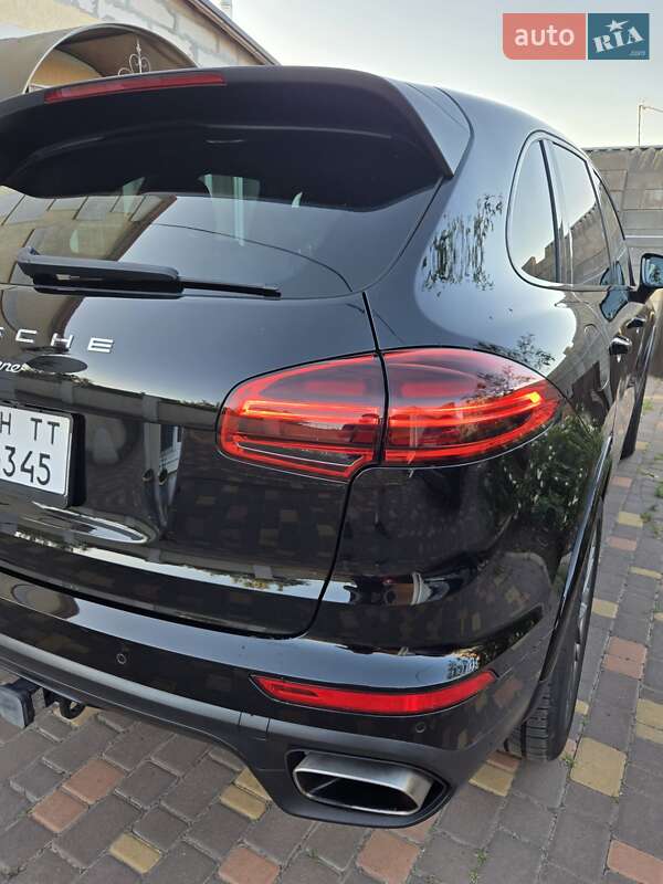Внедорожник / Кроссовер Porsche Cayenne 2016 в Одессе
