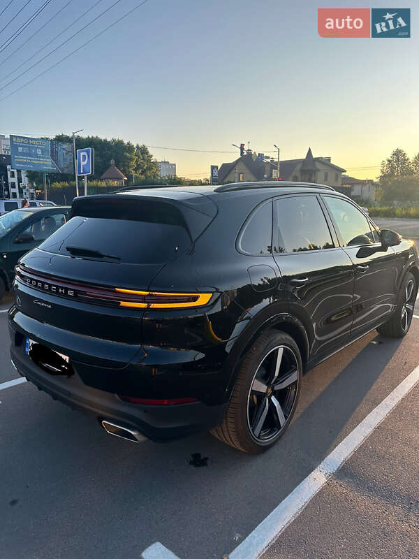 Позашляховик / Кросовер Porsche Cayenne 2024 в Києві