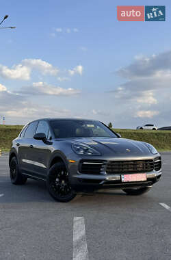 Внедорожник / Кроссовер Porsche Cayenne 2019 в 