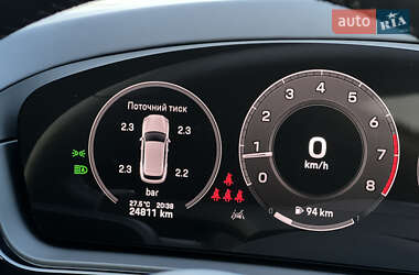 Внедорожник / Кроссовер Porsche Cayenne 2024 в 