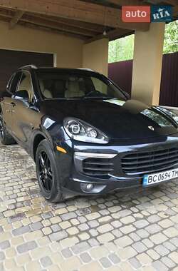 Внедорожник / Кроссовер Porsche Cayenne 2015 в Львове
