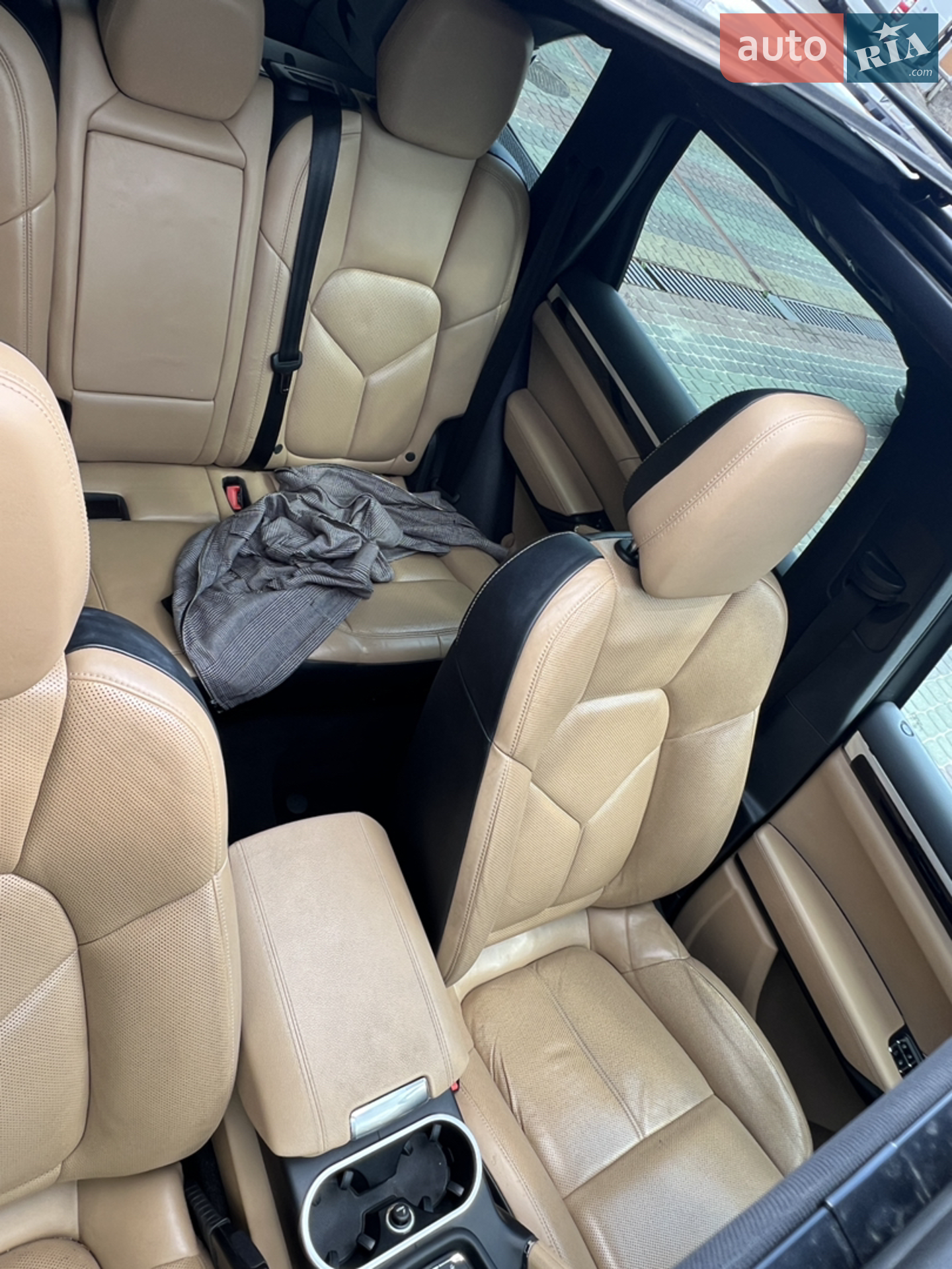 2016 Porsche Cayenne - мініатюра 25
