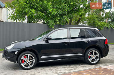 Внедорожник / Кроссовер Porsche Cayenne 2006 в 