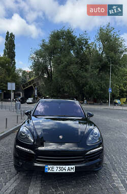 Внедорожник / Кроссовер Porsche Cayenne 2013 в 