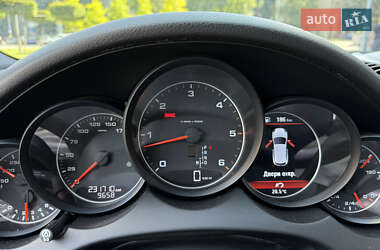 Внедорожник / Кроссовер Porsche Cayenne 2013 в 