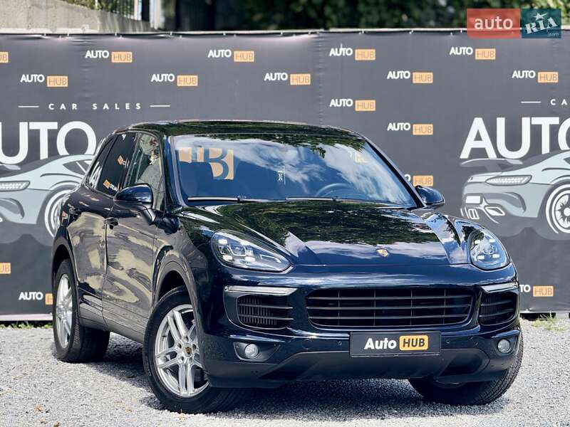 Внедорожник / Кроссовер Porsche Cayenne 2016 в 