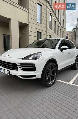 Внедорожник / Кроссовер Porsche Cayenne 2020 в 