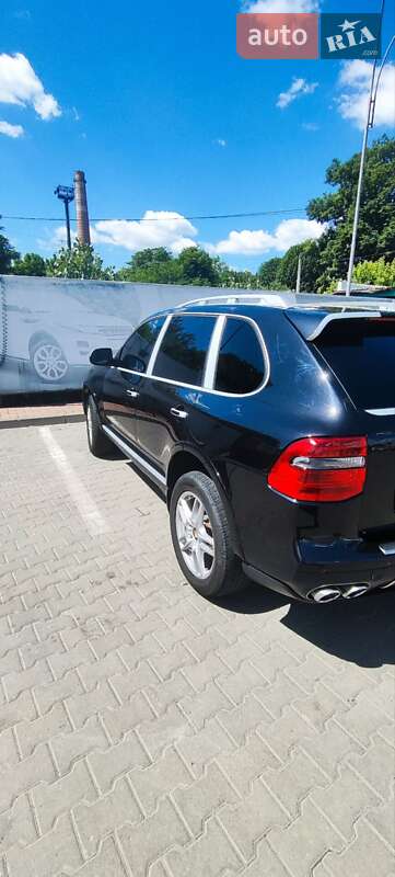 Позашляховик / Кросовер Porsche Cayenne 2007 в Чернівцях