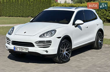 Внедорожник / Кроссовер Porsche Cayenne 2012 в 