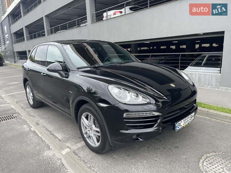 Внедорожник / Кроссовер Porsche Cayenne 2013 в Львове