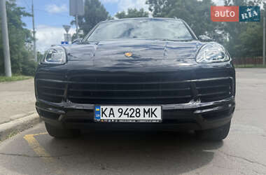 Внедорожник / Кроссовер Porsche Cayenne 2020 в 