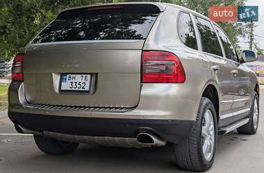Внедорожник / Кроссовер Porsche Cayenne 2003 в 