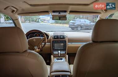 Внедорожник / Кроссовер Porsche Cayenne 2003 в 