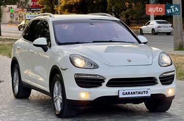 Внедорожник / Кроссовер Porsche Cayenne 2011 в 