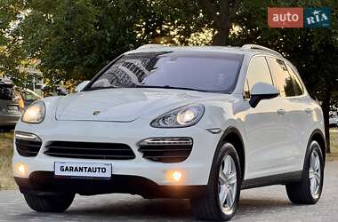 Внедорожник / Кроссовер Porsche Cayenne 2011 в 