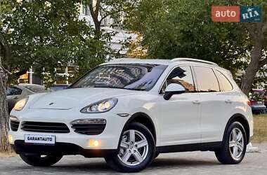 Внедорожник / Кроссовер Porsche Cayenne 2011 в 