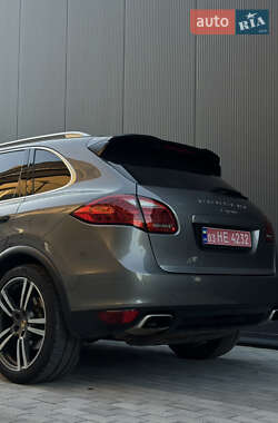 Внедорожник / Кроссовер Porsche Cayenne 2011 в 