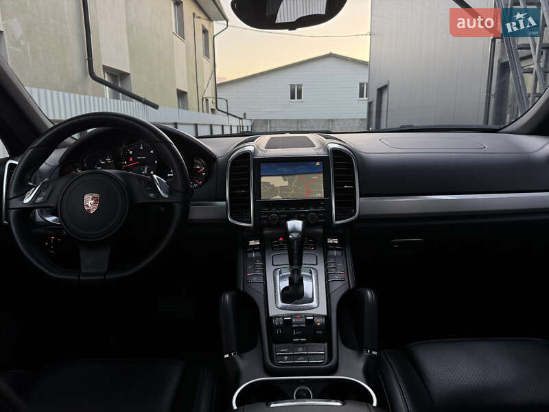 Внедорожник / Кроссовер Porsche Cayenne 2011 в Остроге фото 28 Внедорожник / Кроссовер Porsche Cayenne 2011 в Остроге