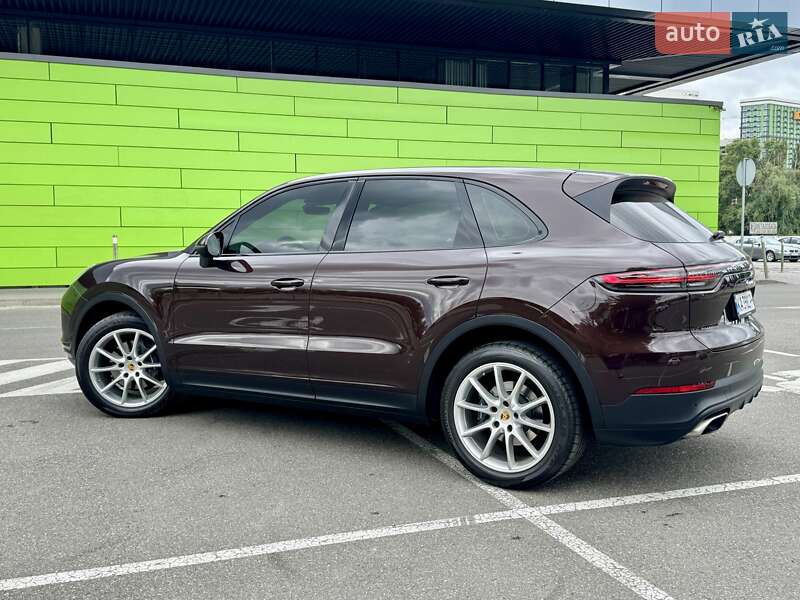 Внедорожник / Кроссовер Porsche Cayenne 2018 в Киеве