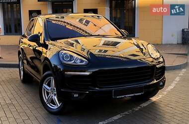 Внедорожник / Кроссовер Porsche Cayenne 2015 в Одессе