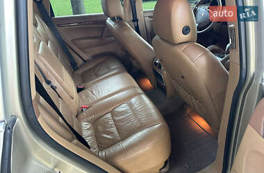 Внедорожник / Кроссовер Porsche Cayenne 2005 в 