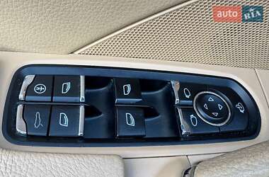 Внедорожник / Кроссовер Porsche Cayenne 2010 в 