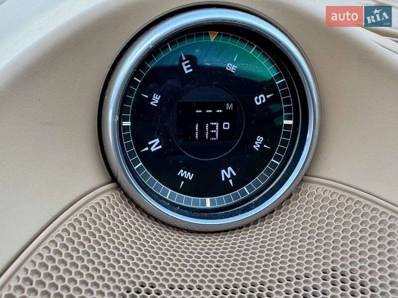 Позашляховик / Кросовер Porsche Cayenne 2010 в Києві