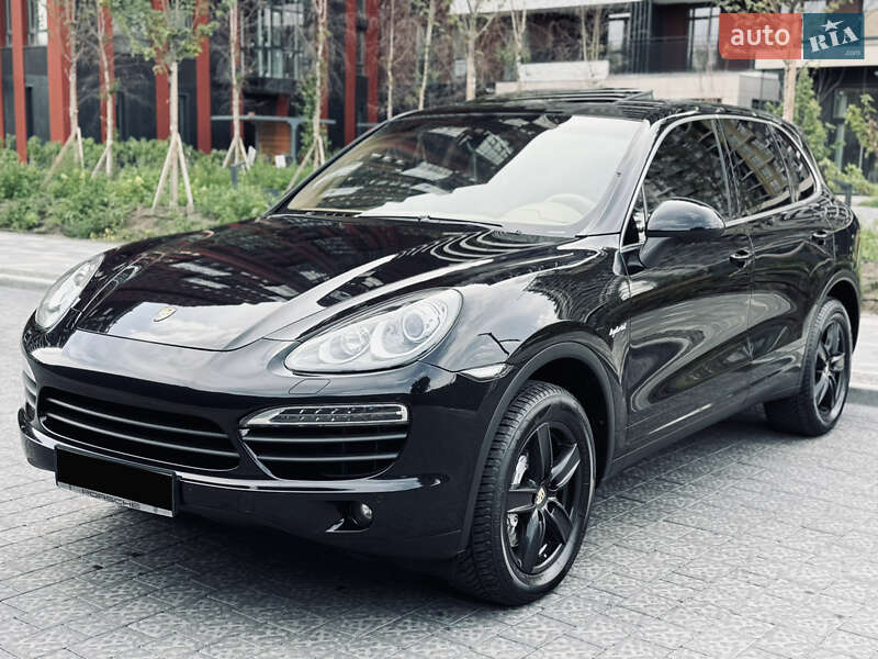 Porsche Cayenne 2011