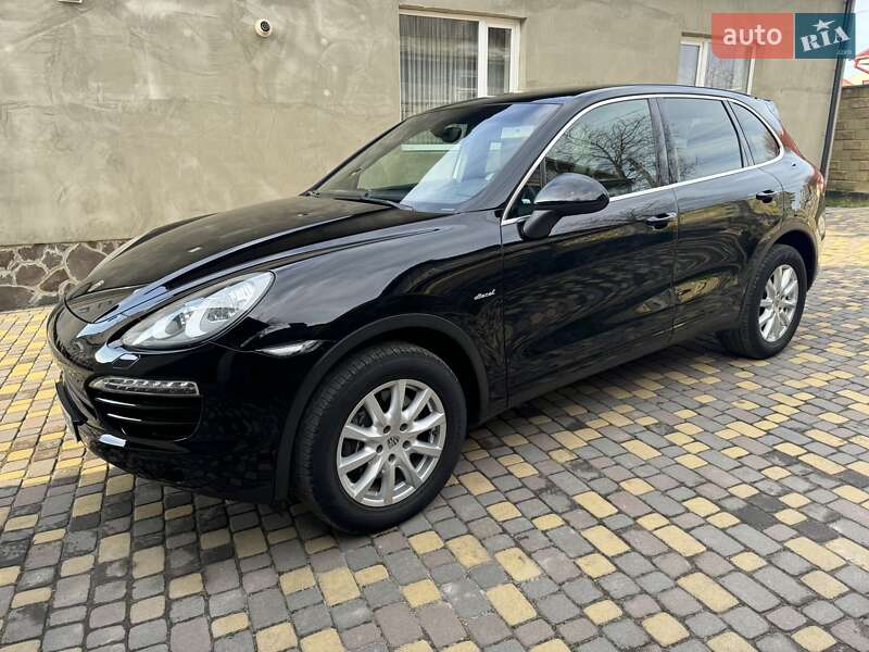 Позашляховик / Кросовер Porsche Cayenne 2012 в Горохові