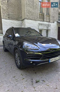 Внедорожник / Кроссовер Porsche Cayenne 2011 в 