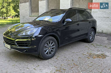 Внедорожник / Кроссовер Porsche Cayenne 2011 в 