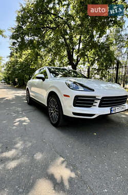 Позашляховик / Кросовер Porsche Cayenne 2019 в 