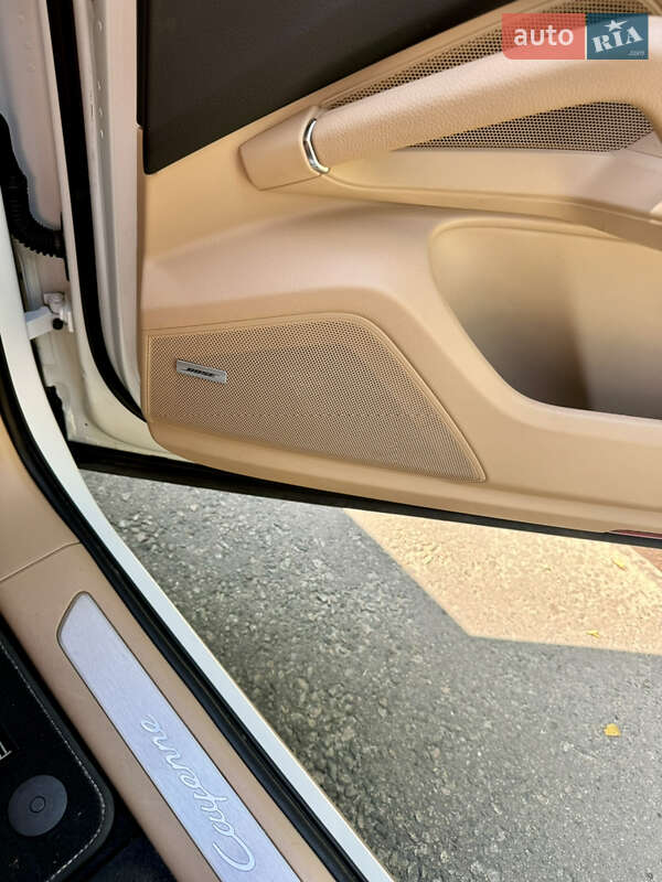 Позашляховик / Кросовер Porsche Cayenne 2019 в Києві