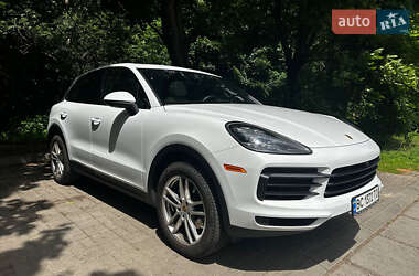 Внедорожник / Кроссовер Porsche Cayenne 2019 в 
