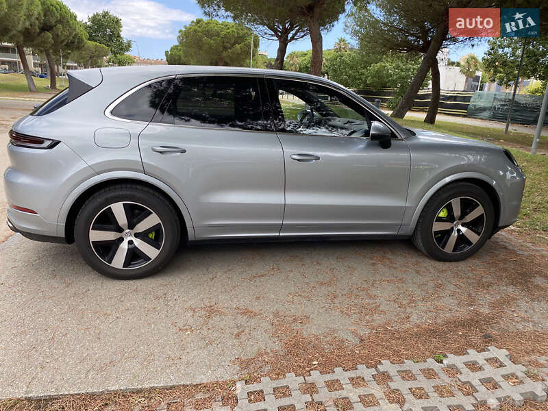 Позашляховик / Кросовер Porsche Cayenne 2023 в Києві фото 7 Позашляховик / Кросовер Porsche Cayenne 2023 в Києві