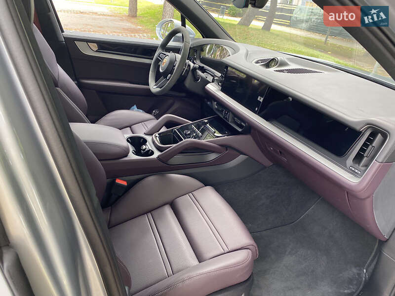 Позашляховик / Кросовер Porsche Cayenne 2023 в Києві фото 14 Позашляховик / Кросовер Porsche Cayenne 2023 в Києві