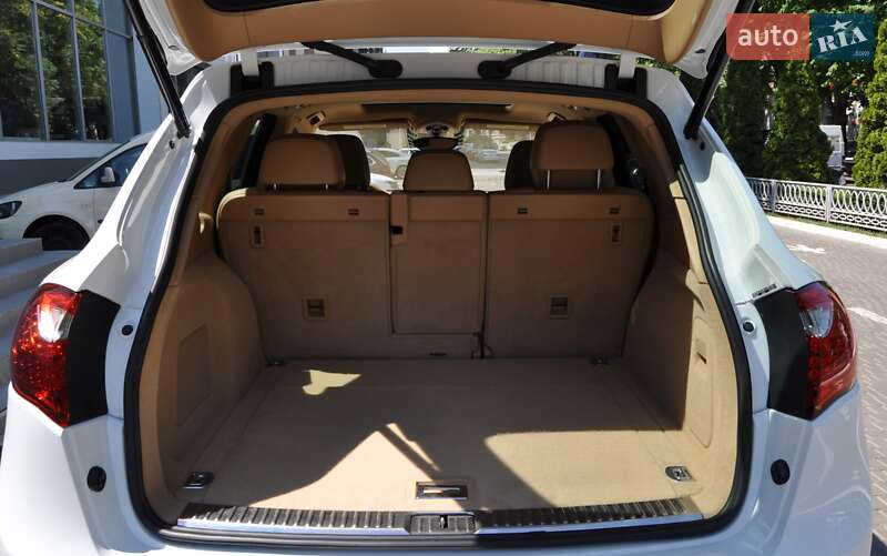 Внедорожник / Кроссовер Porsche Cayenne 2012 в Одессе фото 6 Внедорожник / Кроссовер Porsche Cayenne 2012 в Одессе