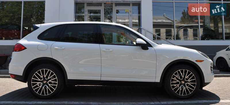 Внедорожник / Кроссовер Porsche Cayenne 2012 в Одессе фото 11 Внедорожник / Кроссовер Porsche Cayenne 2012 в Одессе