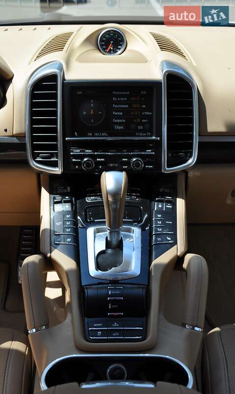 Внедорожник / Кроссовер Porsche Cayenne 2012 в Одессе фото 37 Внедорожник / Кроссовер Porsche Cayenne 2012 в Одессе