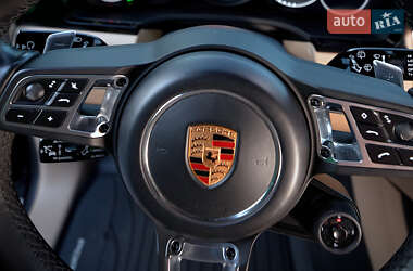 Позашляховик / Кросовер Porsche Cayenne 2018 в 