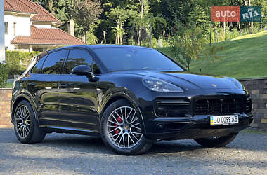 Позашляховик / Кросовер Porsche Cayenne 2020 в Києві