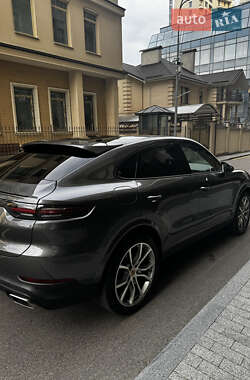 Позашляховик / Кросовер Porsche Cayenne 2020 в 