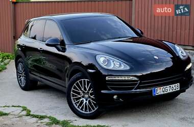 Позашляховик / Кросовер Porsche Cayenne 2011 в 