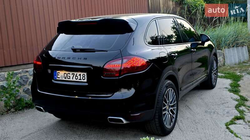 Внедорожник / Кроссовер Porsche Cayenne 2011 в Полтаве