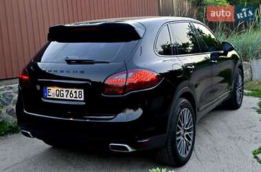 Позашляховик / Кросовер Porsche Cayenne 2011 в 