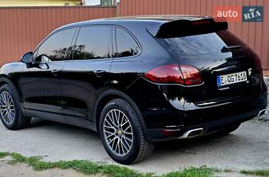 Позашляховик / Кросовер Porsche Cayenne 2011 в 