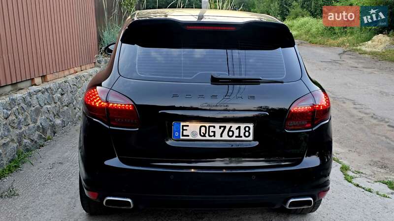 Внедорожник / Кроссовер Porsche Cayenne 2011 в Полтаве