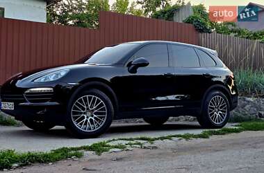 Позашляховик / Кросовер Porsche Cayenne 2011 в 